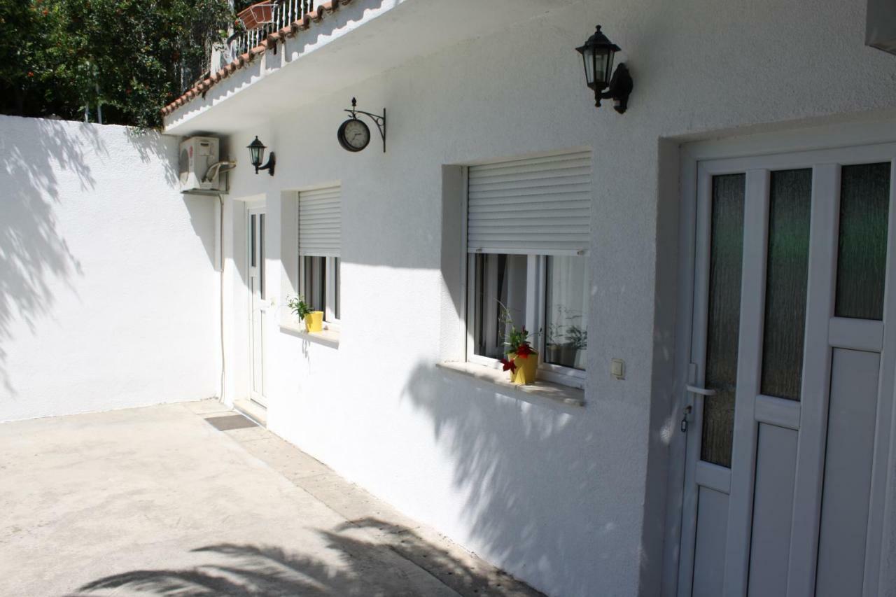 Adria Apartments Стобрек Экстерьер фото