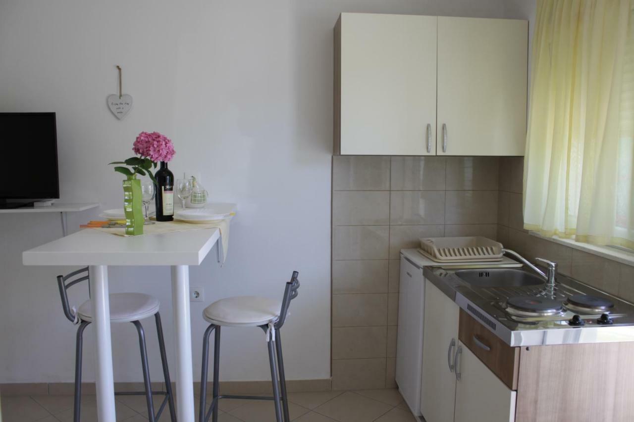 Adria Apartments Стобрек Экстерьер фото